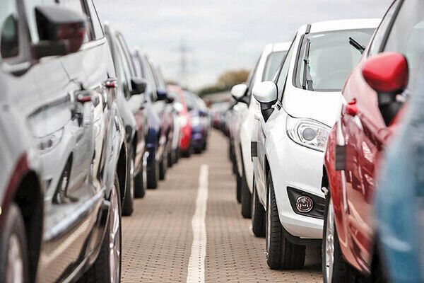 قیمت خودرو با ملاحظات تنظیم بازار تعیین شد 