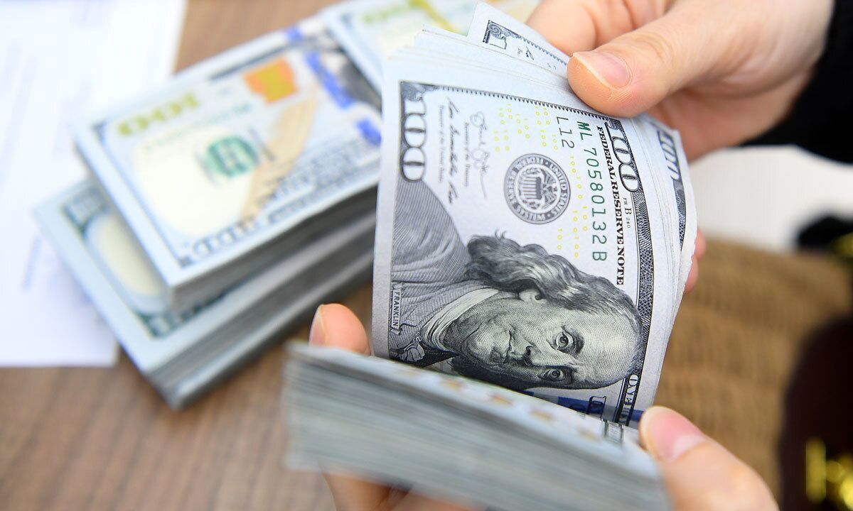 قیمت دلار پس از صدور قطعنامه شورای حکام علیه ایران چقدرشد