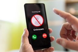 پلیس فتا: به تماس تلفن‌های خارجی پاسخ ندهید!